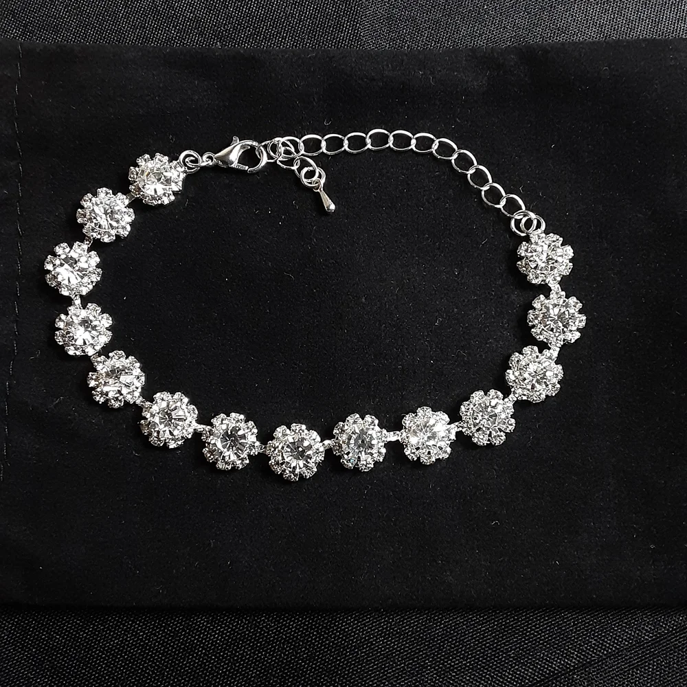 Elegant Silver Crystal Bracelet J277 - Picture 2 of 3
